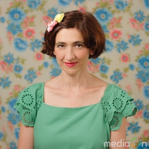 본북스, ‘행복을 그리는 화가’ 에바 알머슨 그림 에세이 출간