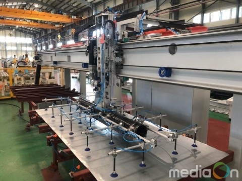 현대로템, 고속 프레스 소재 공급장치 개발